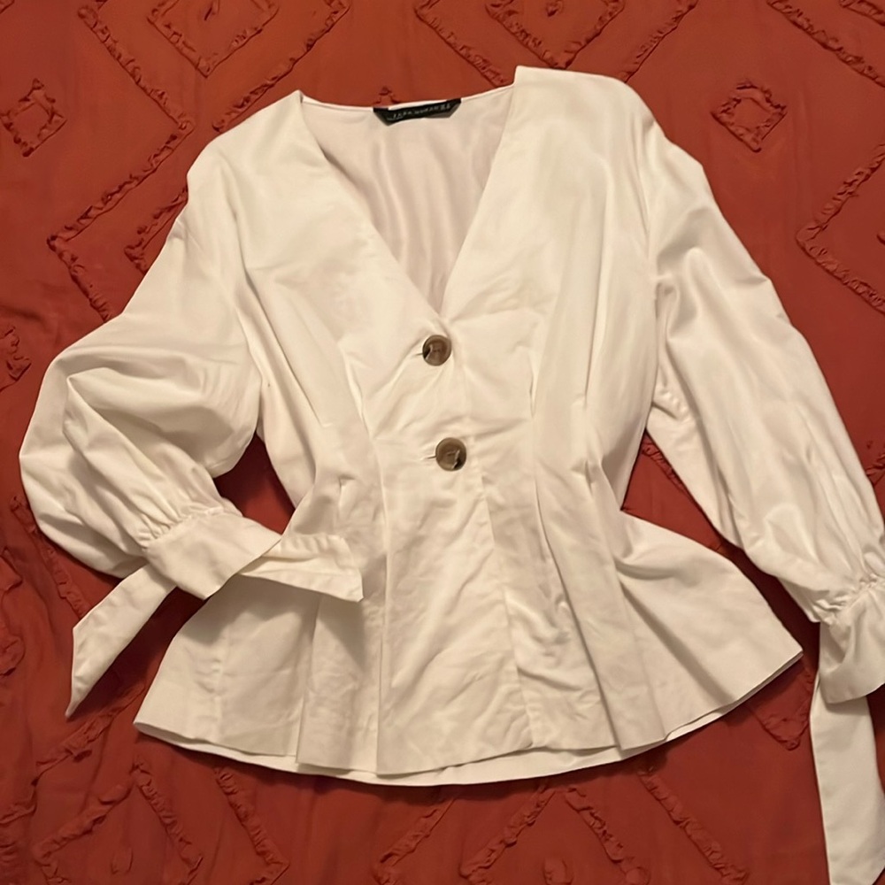 Puff sleeved women’s top - Zara